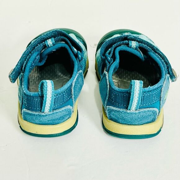 Keen Boys Sandal  Teal Colored   Sz 6 - Picture 2 of 5